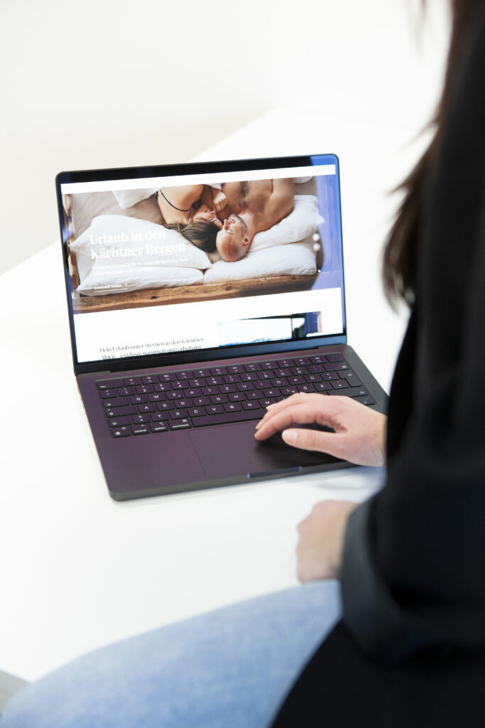 Responsive Darstellung einer Website auf verschiedenen Geräten